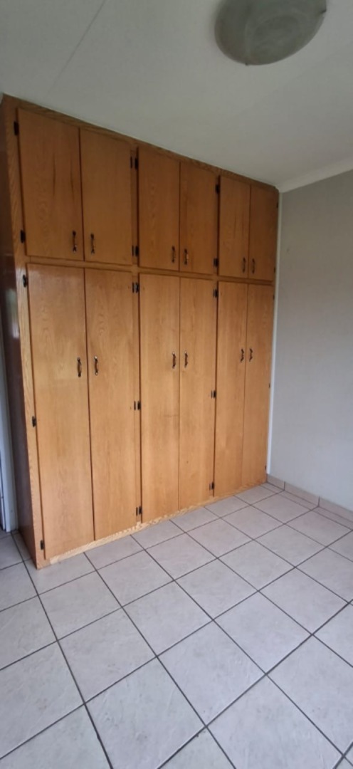 To Let 3 Bedroom Property for Rent in Waterval East North West